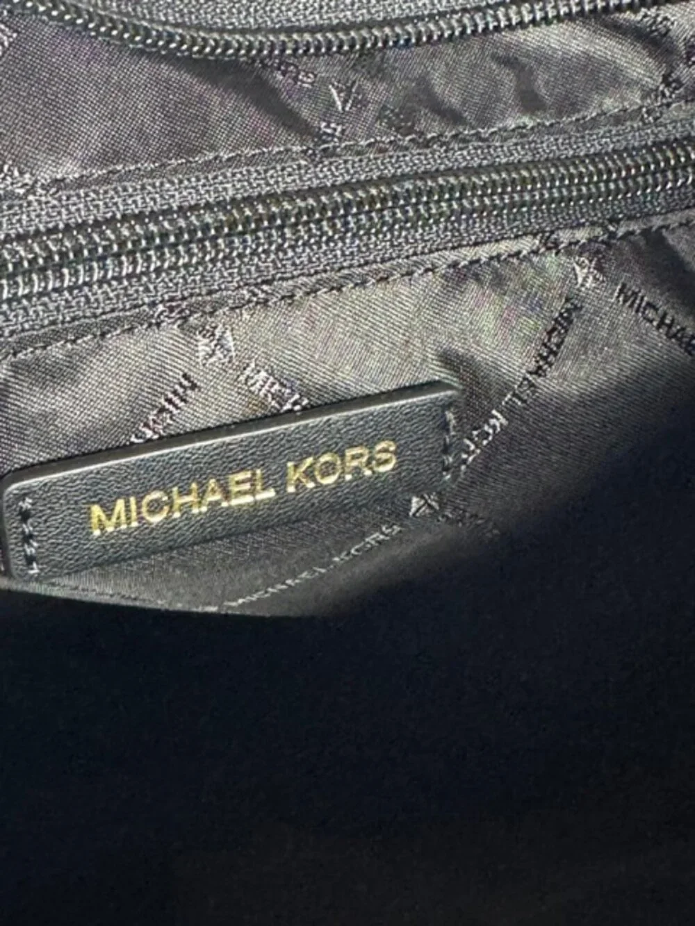 NEW Michael Kors Jet Set Medium Logo Pocket Tote, Black Signature Canvas NWT